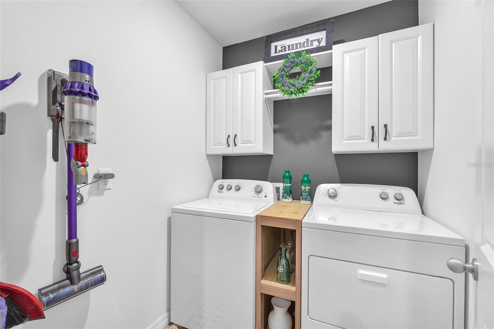 Image 7 of 30 For 10228 Cloudburst Court