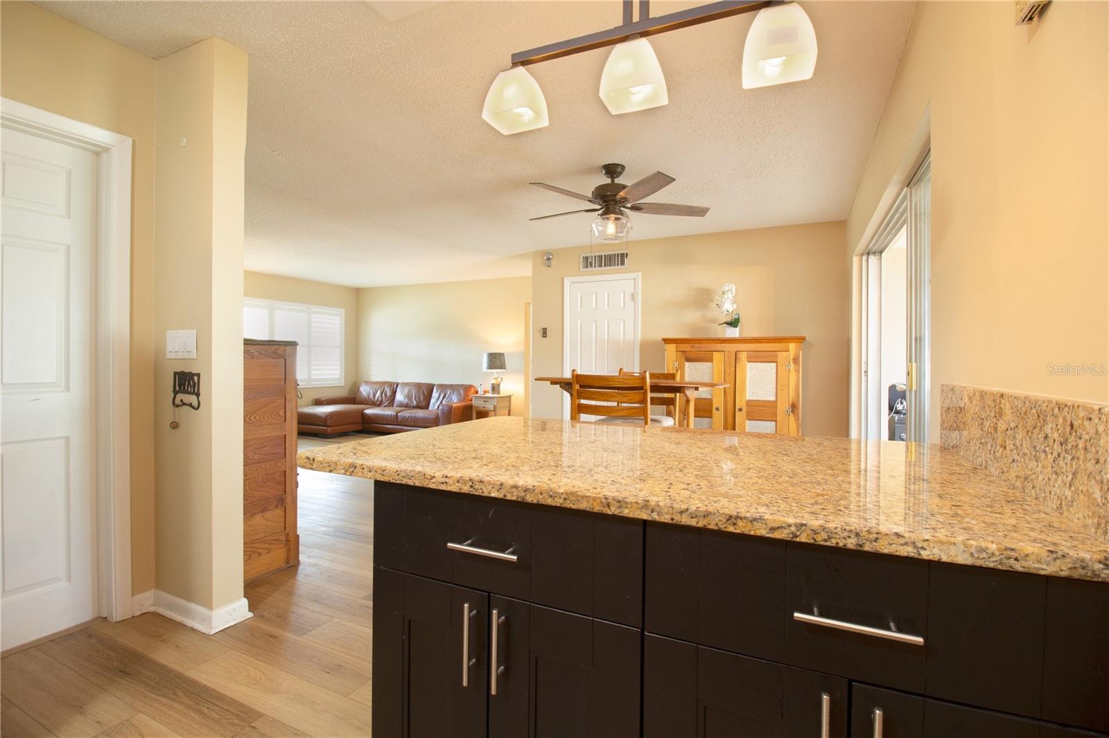 Image 13 of 36 For 1433 Ruth Road