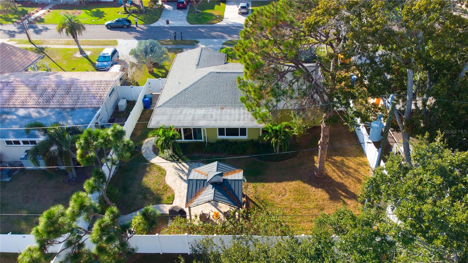 Image 27 of 36 For 1433 Ruth Road