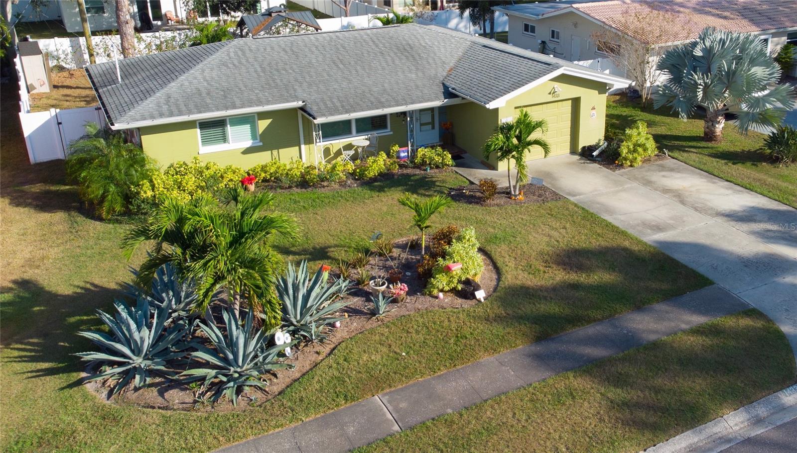 Image 3 of 36 For 1433 Ruth Road