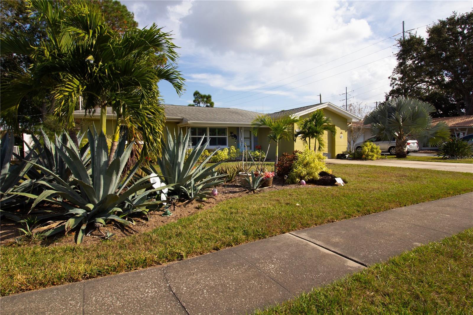 Image 5 of 36 For 1433 Ruth Road