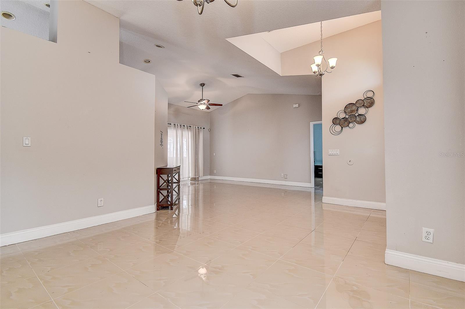 Image 14 of 50 For 13250 Lauren Drive