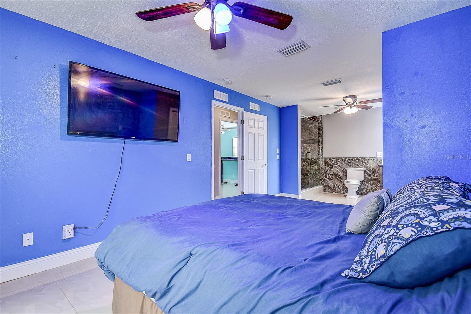 Image 25 of 50 For 13250 Lauren Drive