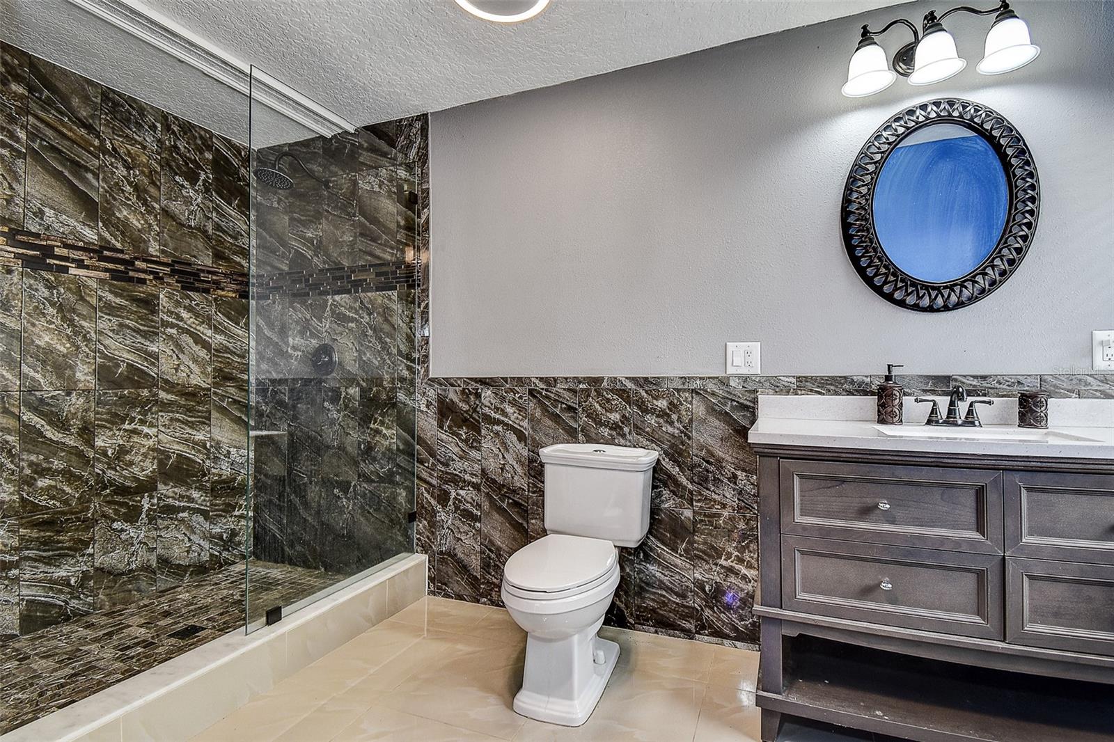 Image 27 of 50 For 13250 Lauren Drive