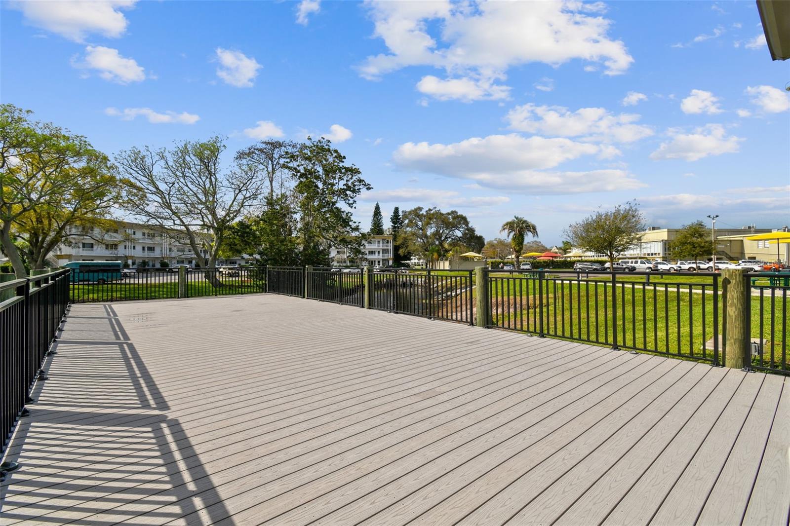 Image 61 of 73 For 2466 Ecuadorian Way 6