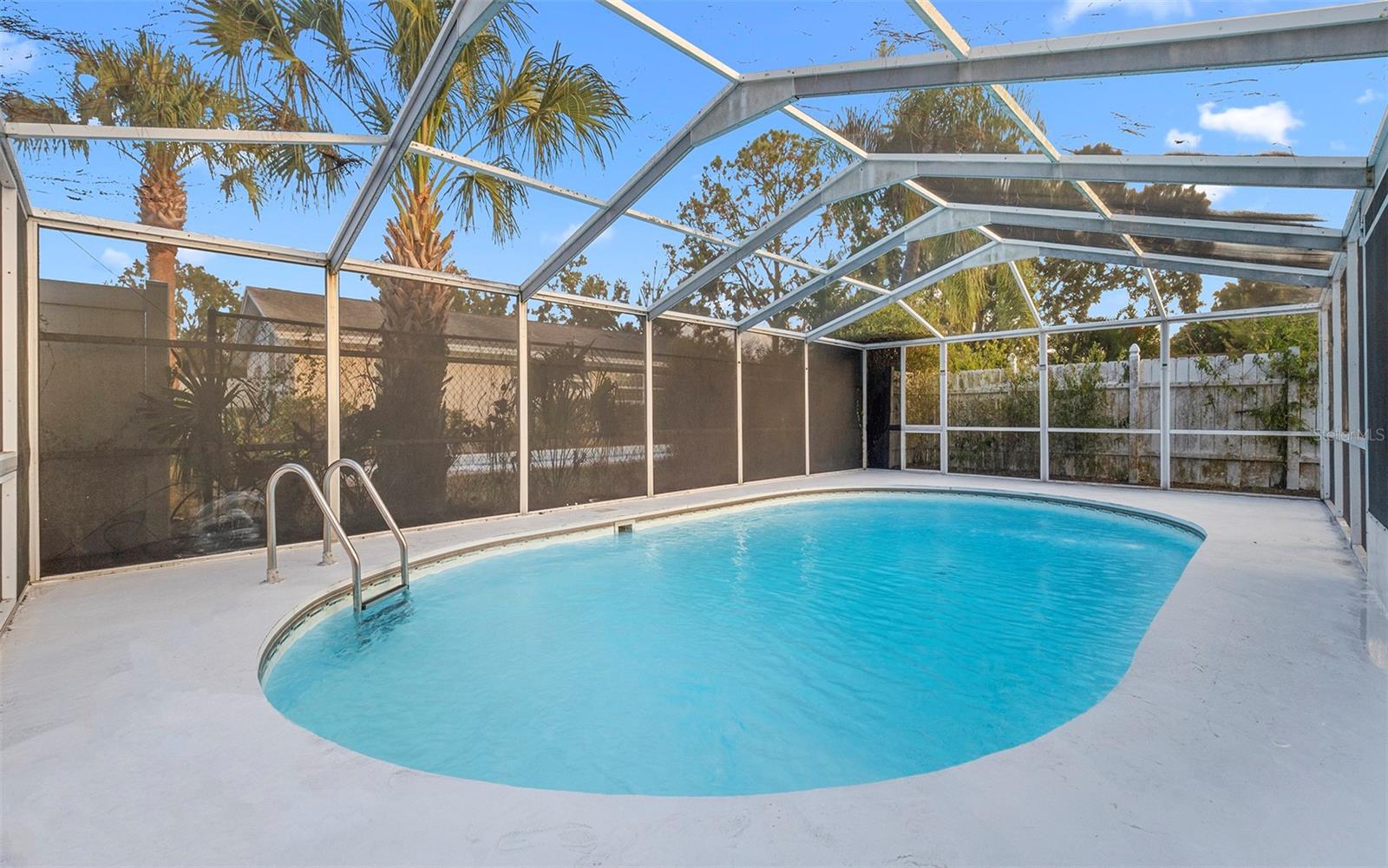 Image 28 of 30 For 913 York Drive