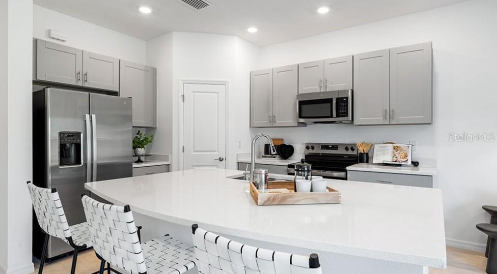 Image 8 of 21 For 13150 Stable Place