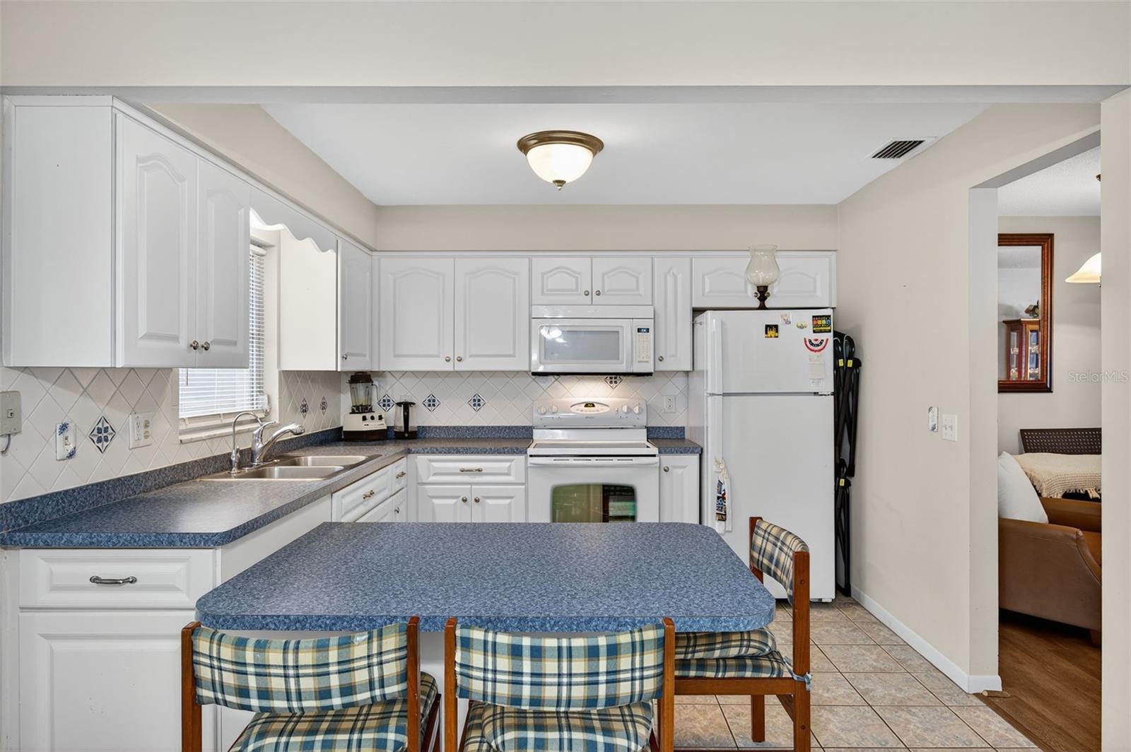 Image 15 of 48 For 6830 Lafayette N