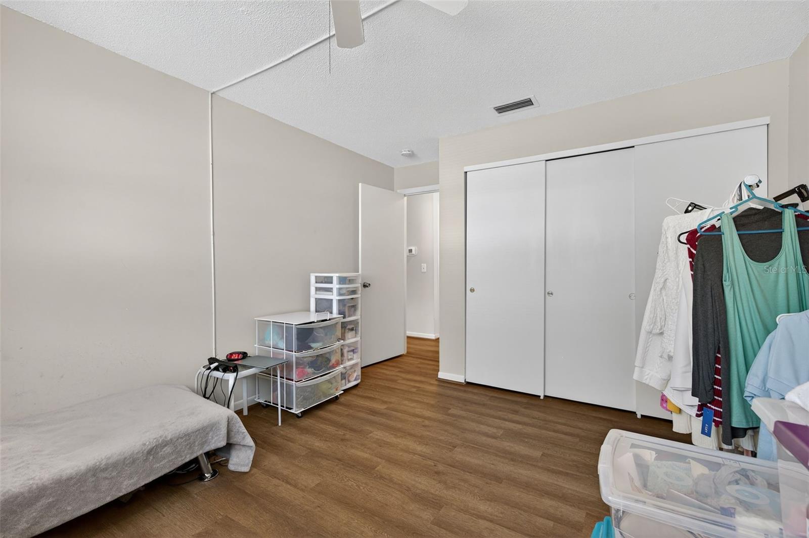 Image 22 of 48 For 6830 Lafayette N