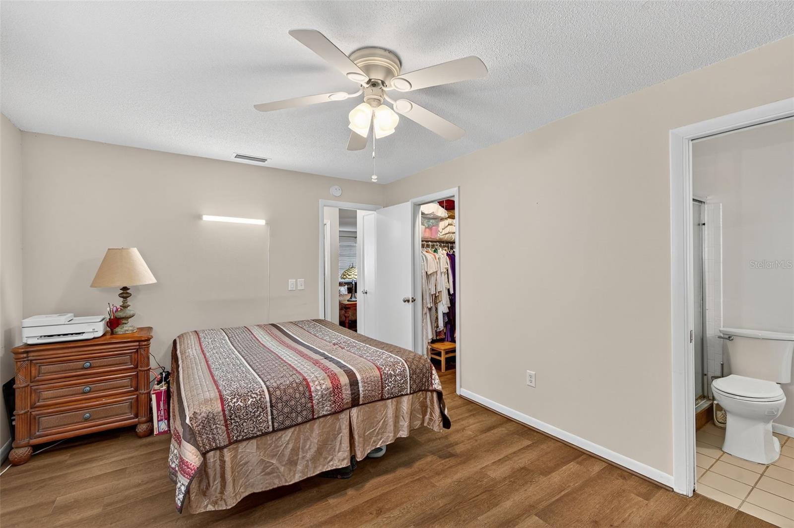 Image 27 of 48 For 6830 Lafayette N