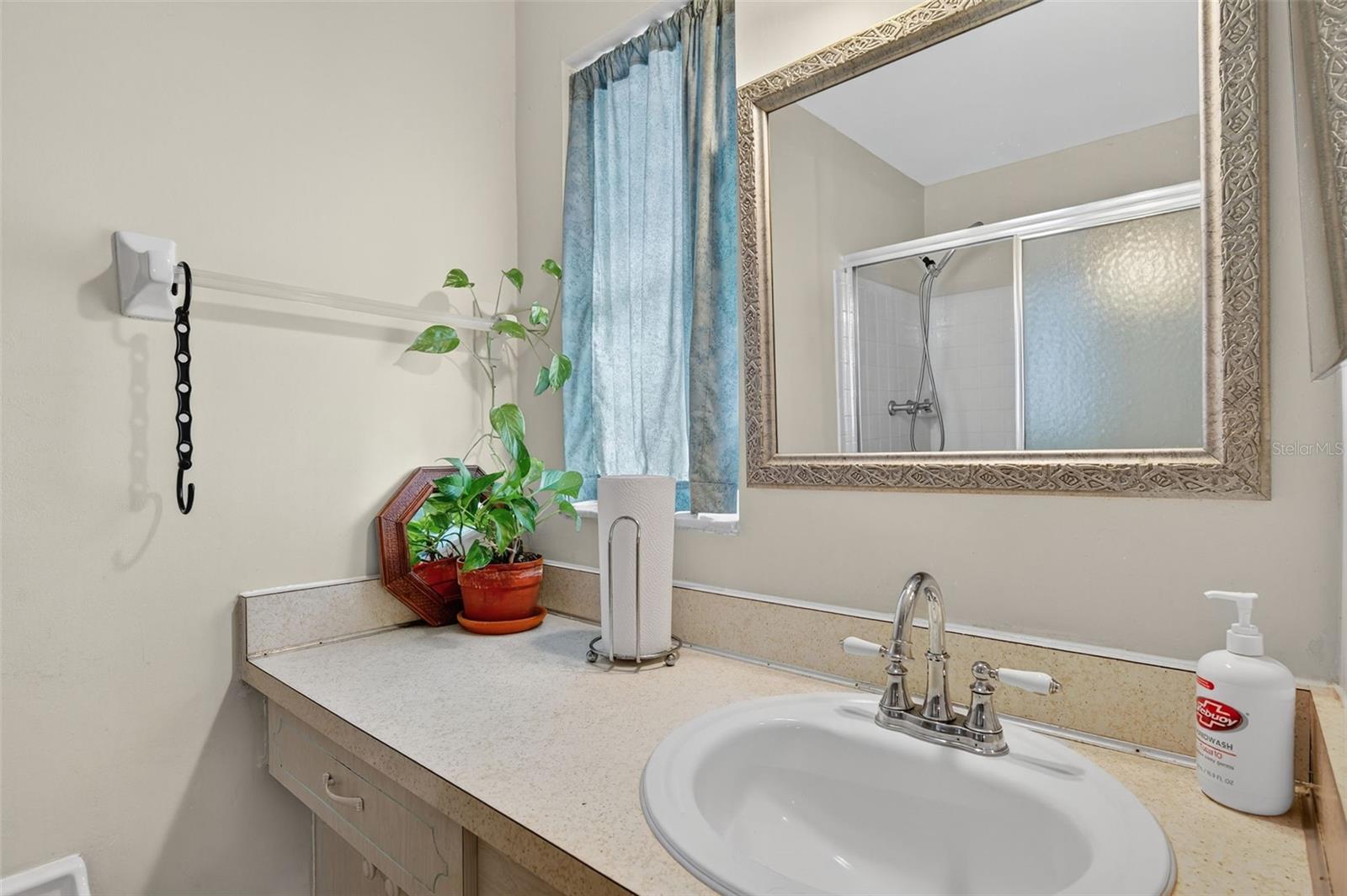 Image 29 of 48 For 6830 Lafayette N