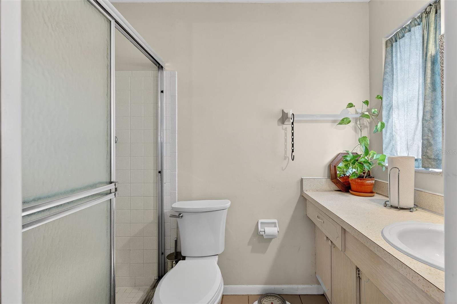 Image 31 of 48 For 6830 Lafayette N