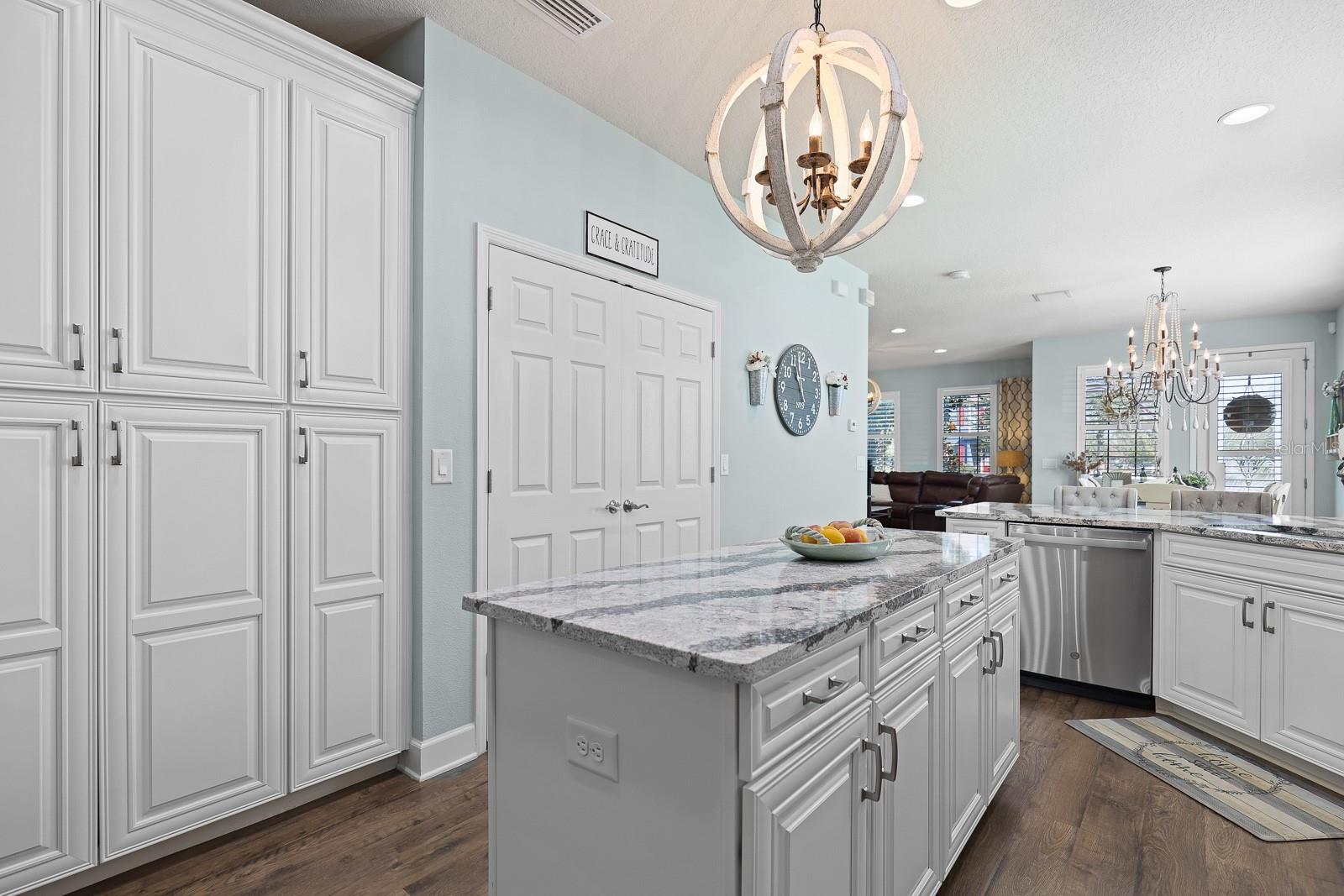 Image 14 of 41 For 5835 Circa Fishhawk Boulevard