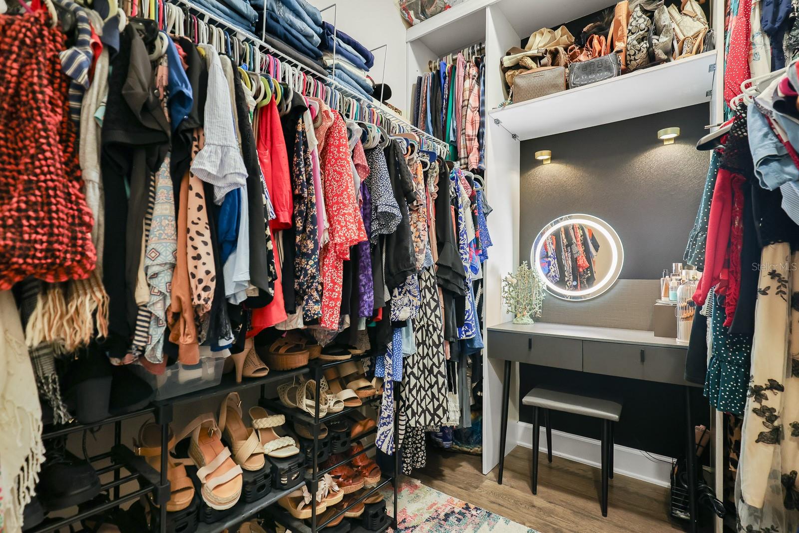 Image 21 of 41 For 5835 Circa Fishhawk Boulevard