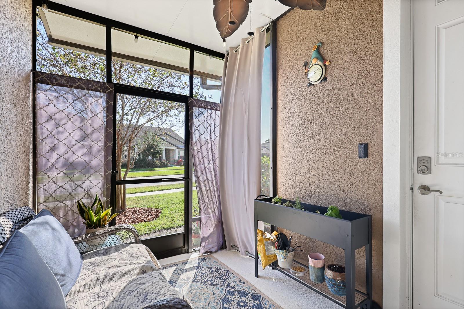 Image 28 of 41 For 5835 Circa Fishhawk Boulevard