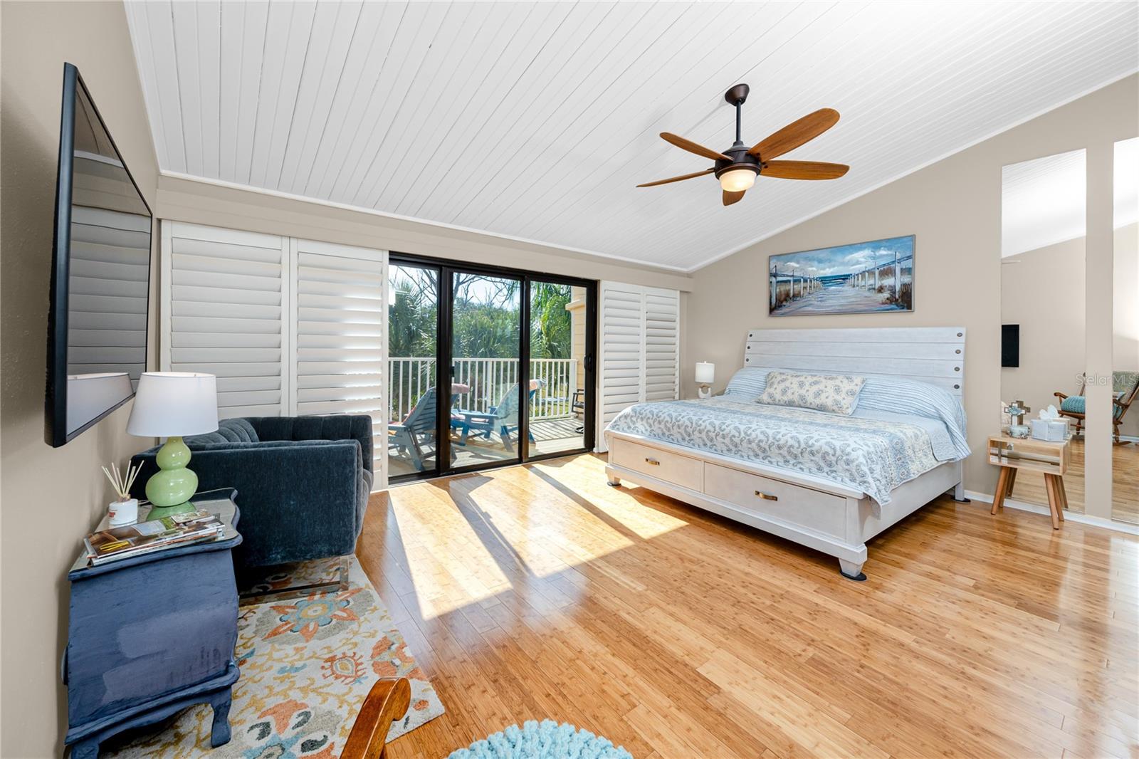 Image 21 of 55 For 413 Haven Point Drive