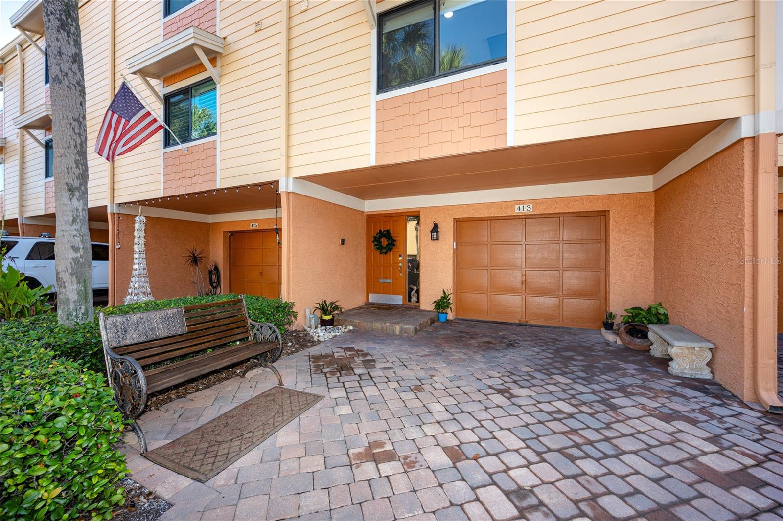 Image 5 of 55 For 413 Haven Point Drive