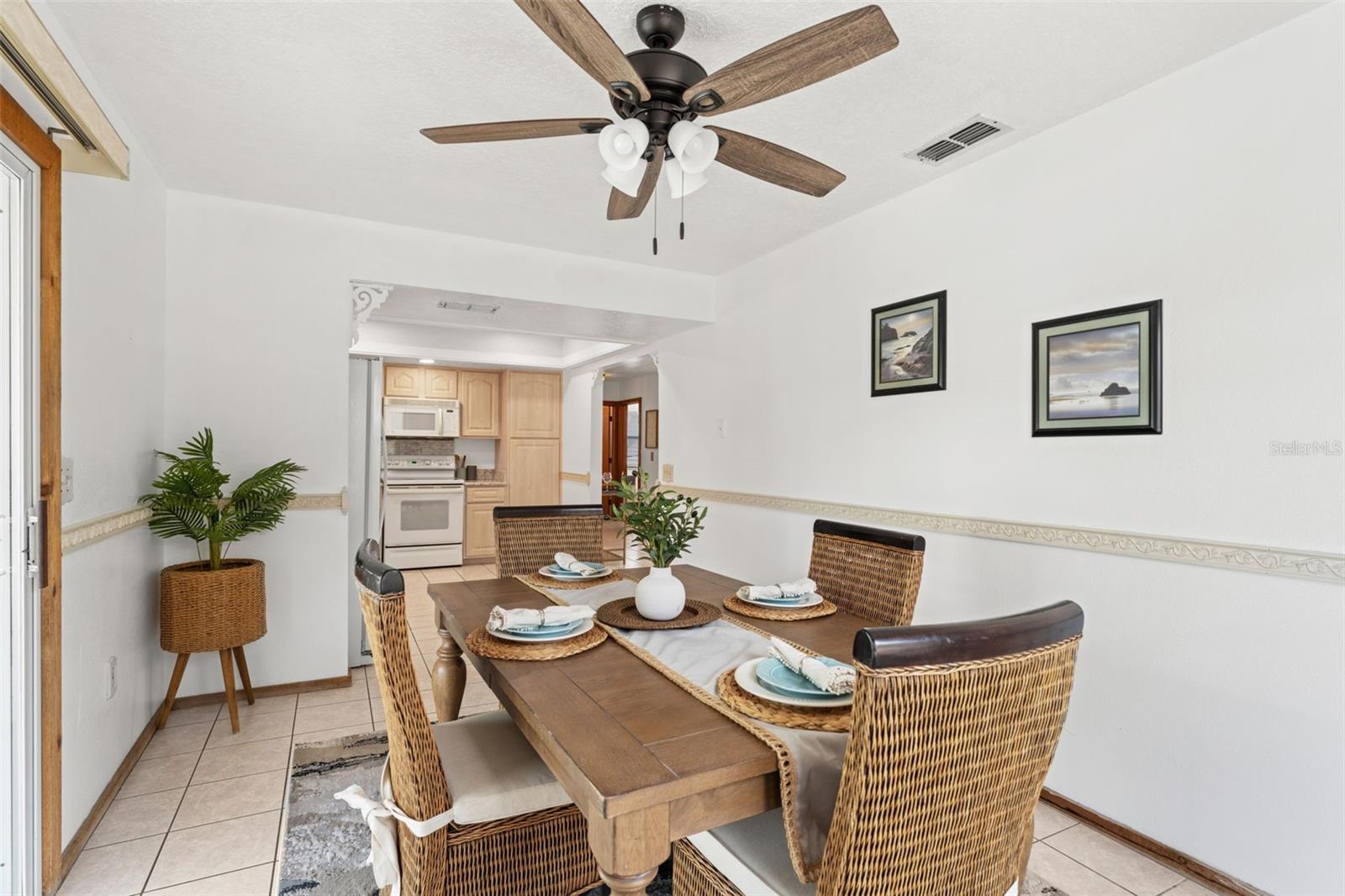 Image 15 of 54 For 4071 Orient Drive