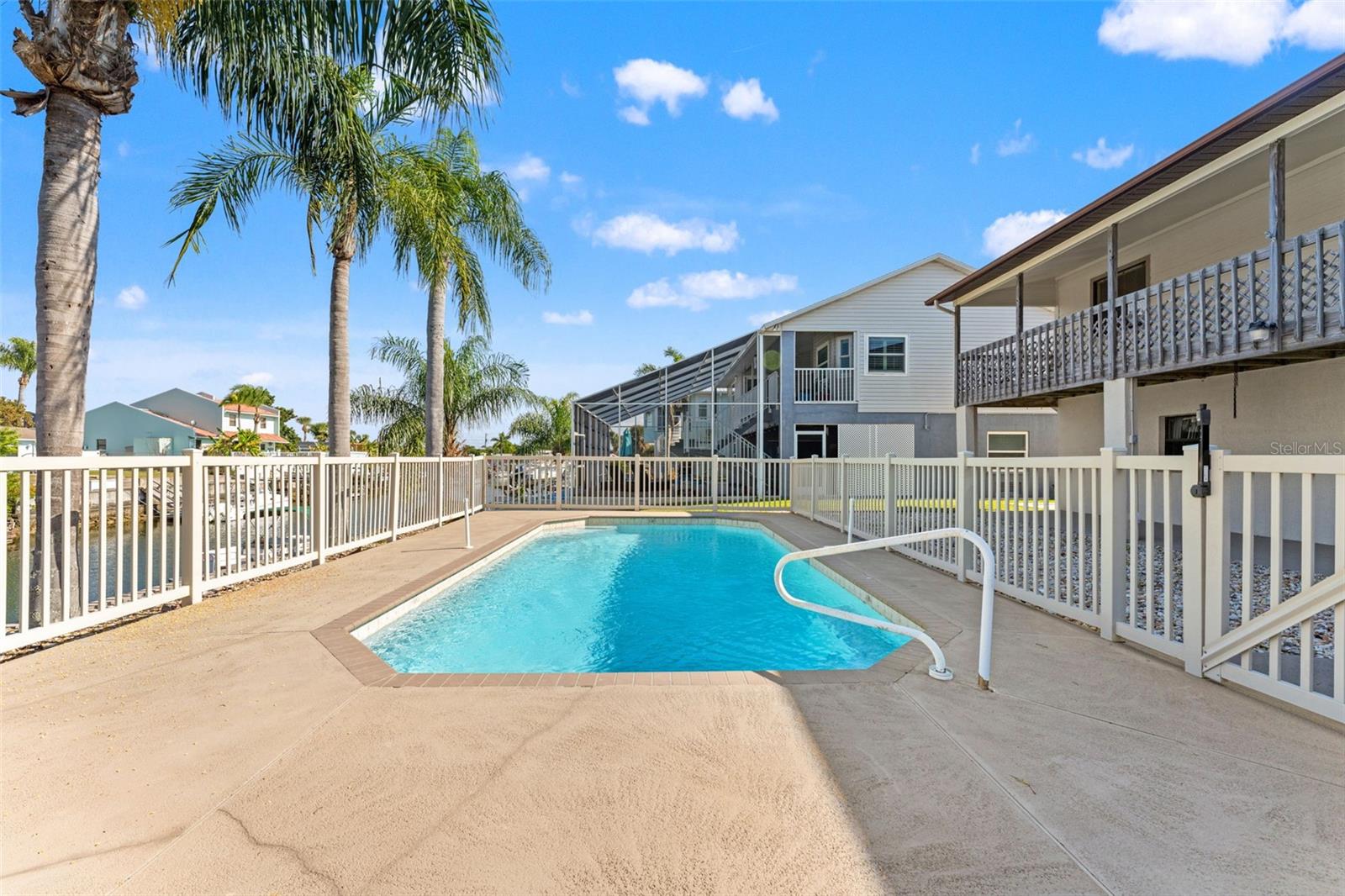 Image 32 of 54 For 4071 Orient Drive