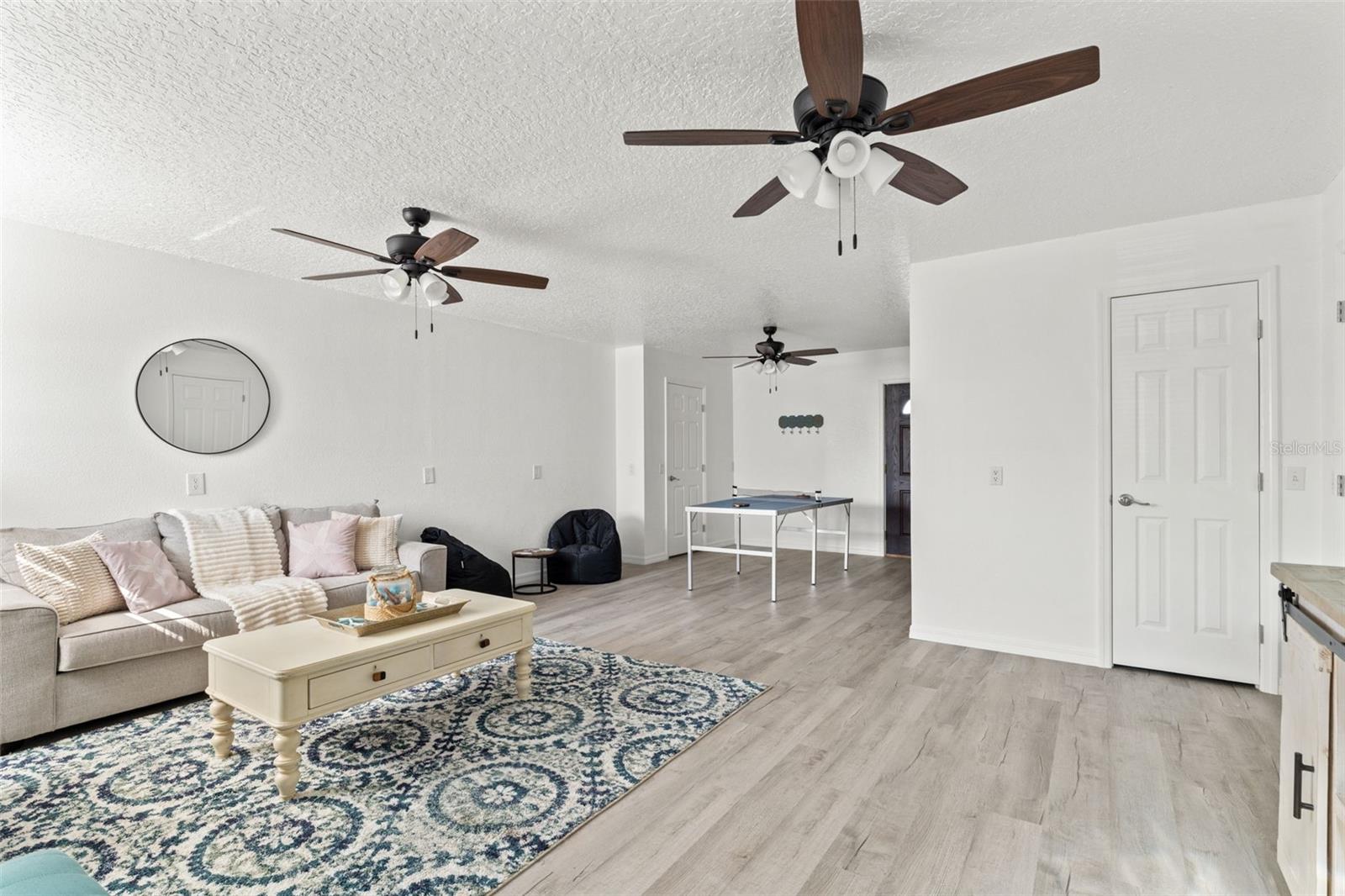 Image 5 of 54 For 4071 Orient Drive