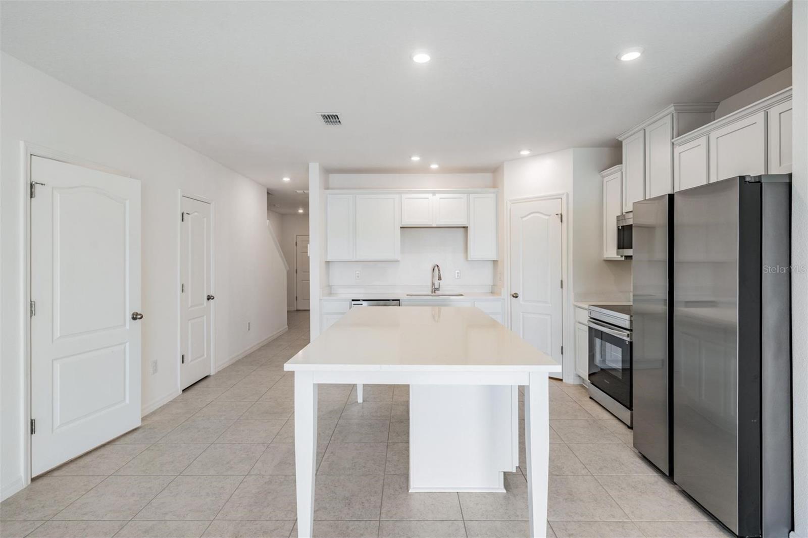 Image 12 of 56 For 32096 Pond Apple Bend