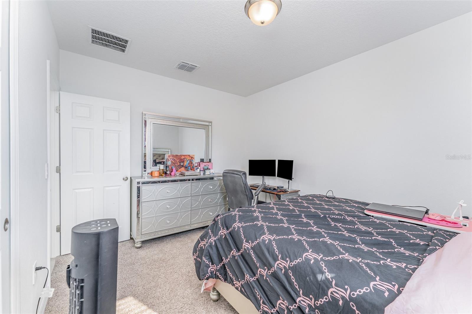 Image 13 of 30 For 4965 Kaia Avenue