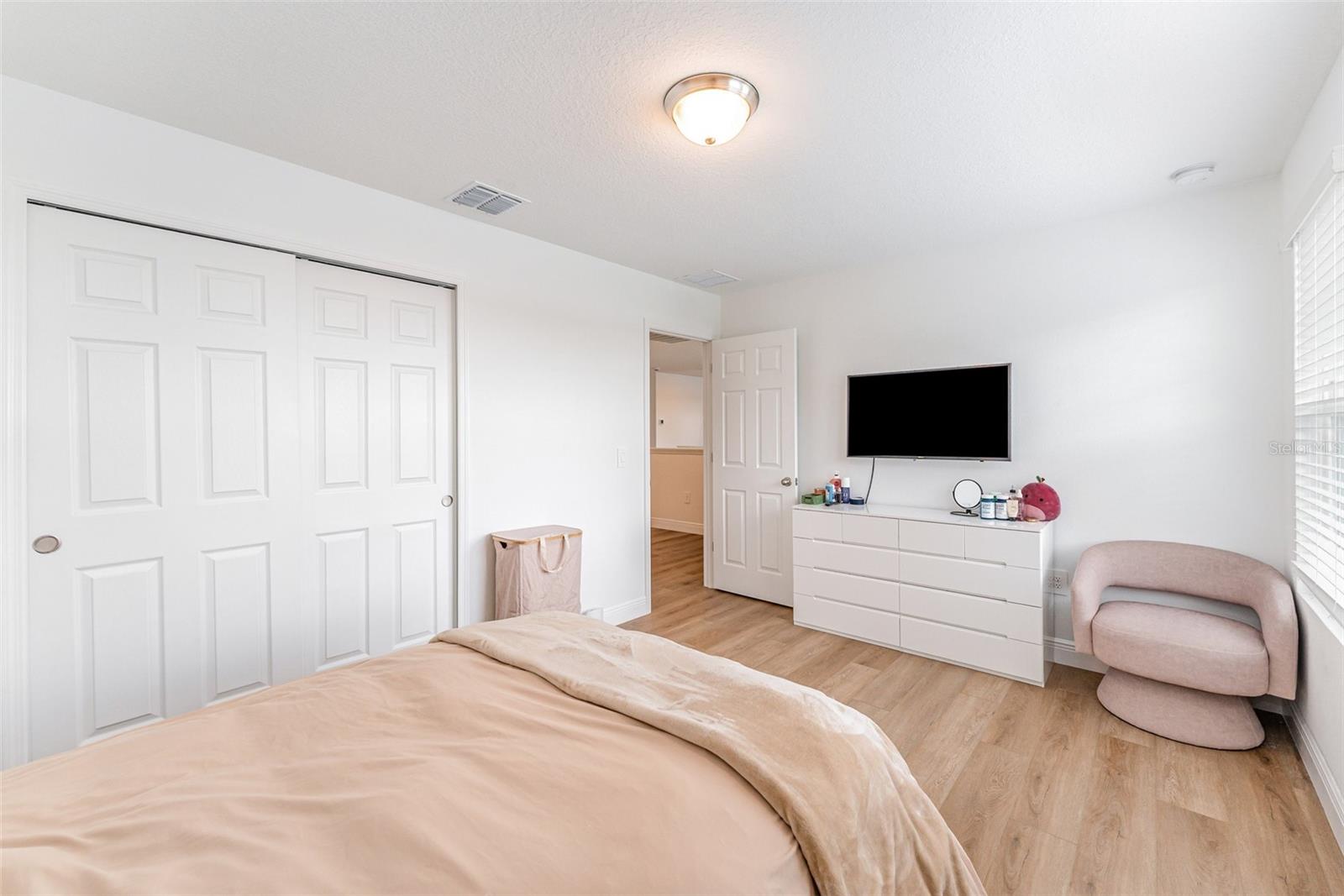 Image 24 of 30 For 4965 Kaia Avenue