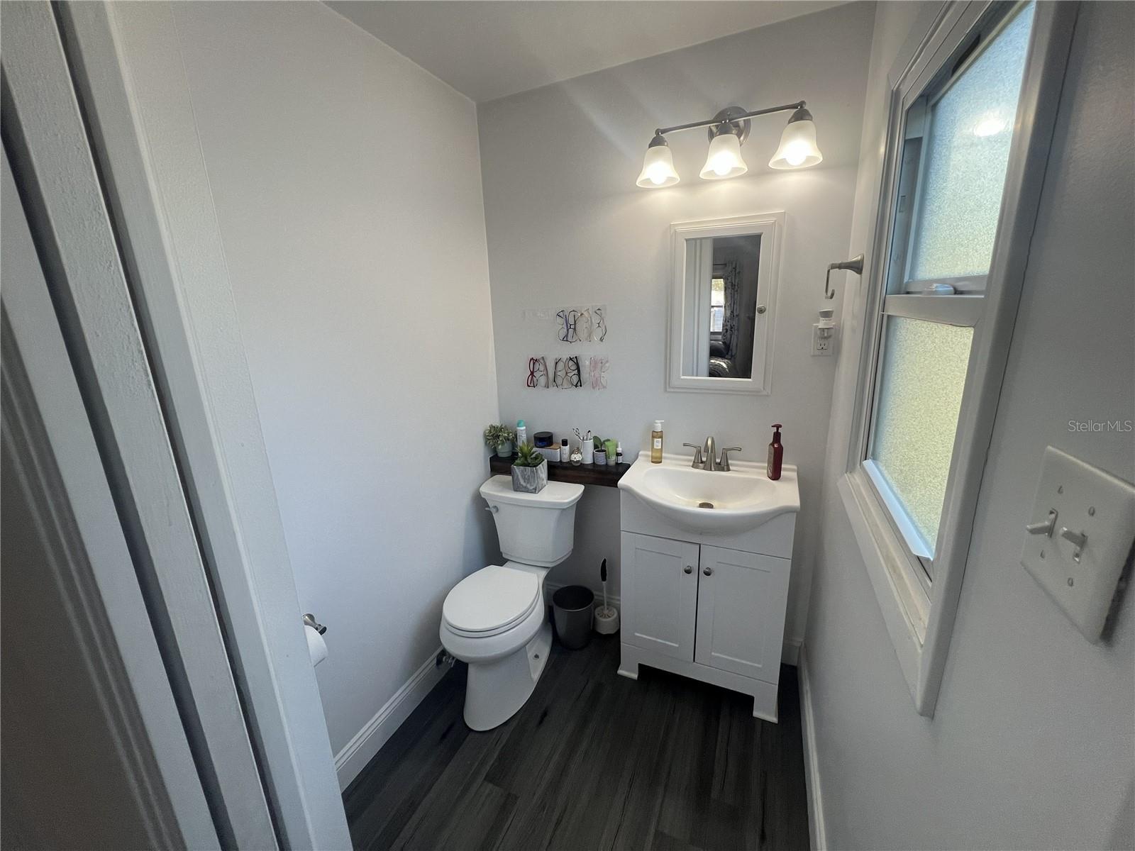 Image 27 of 84 For 1403 Fern Place