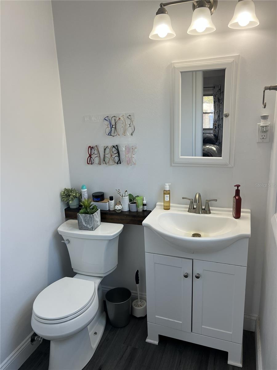 Image 28 of 84 For 1403 Fern Place