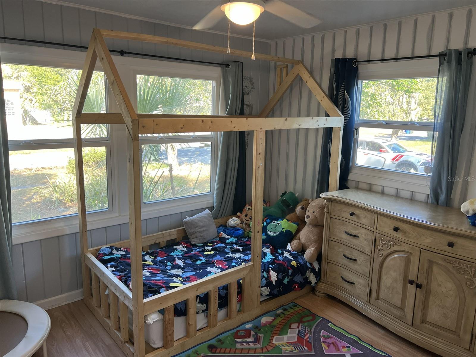 Image 36 of 84 For 1403 Fern Place