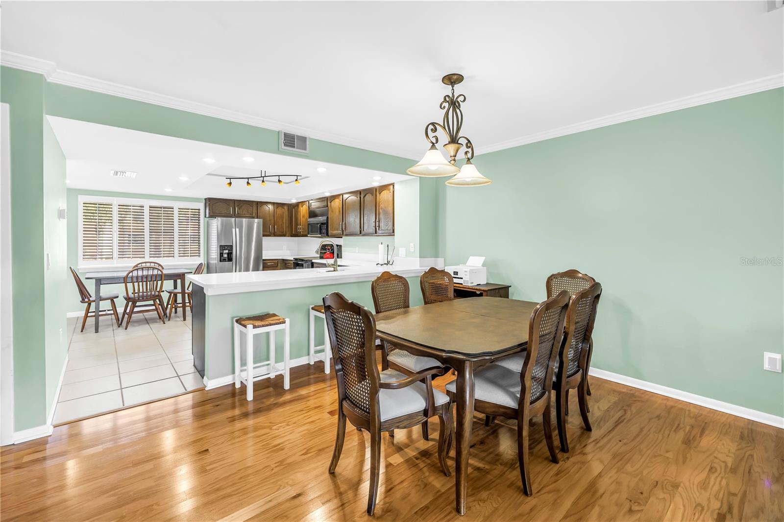 Image 18 of 73 For 419 Haven Point Drive