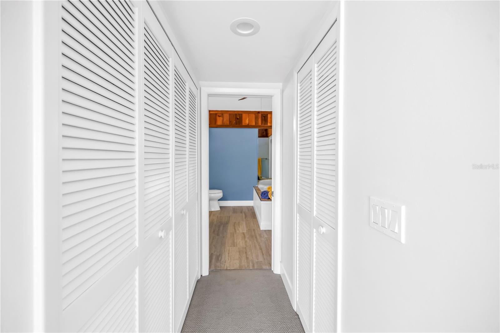 Image 35 of 73 For 419 Haven Point Drive