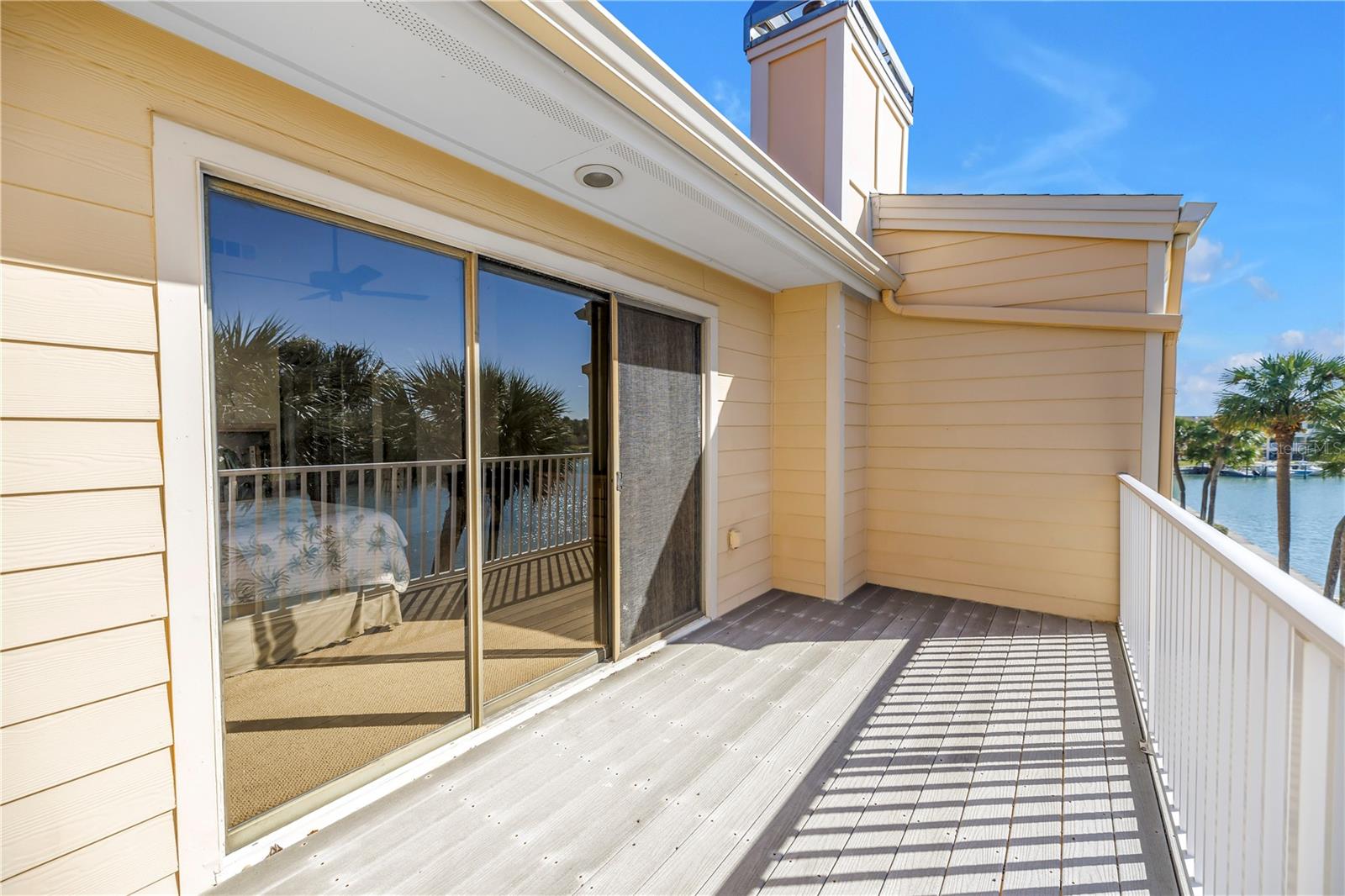 Image 42 of 73 For 419 Haven Point Drive