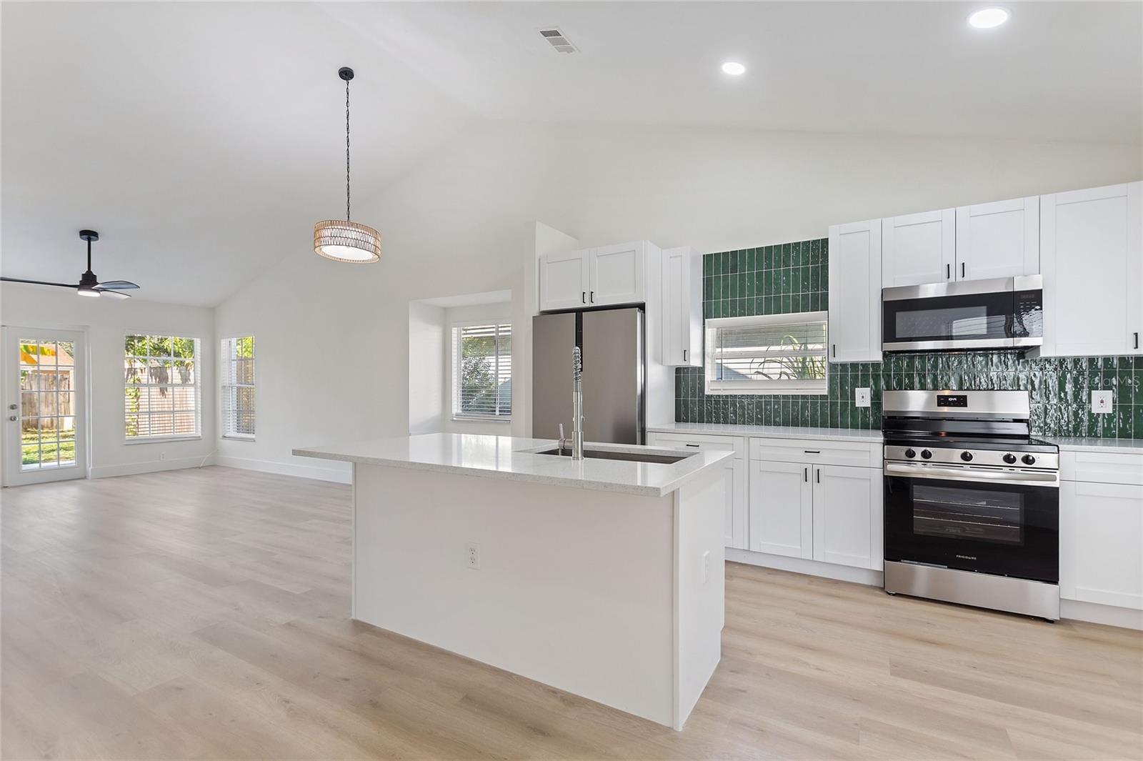 Image 11 of 39 For 3318 Westland Drive