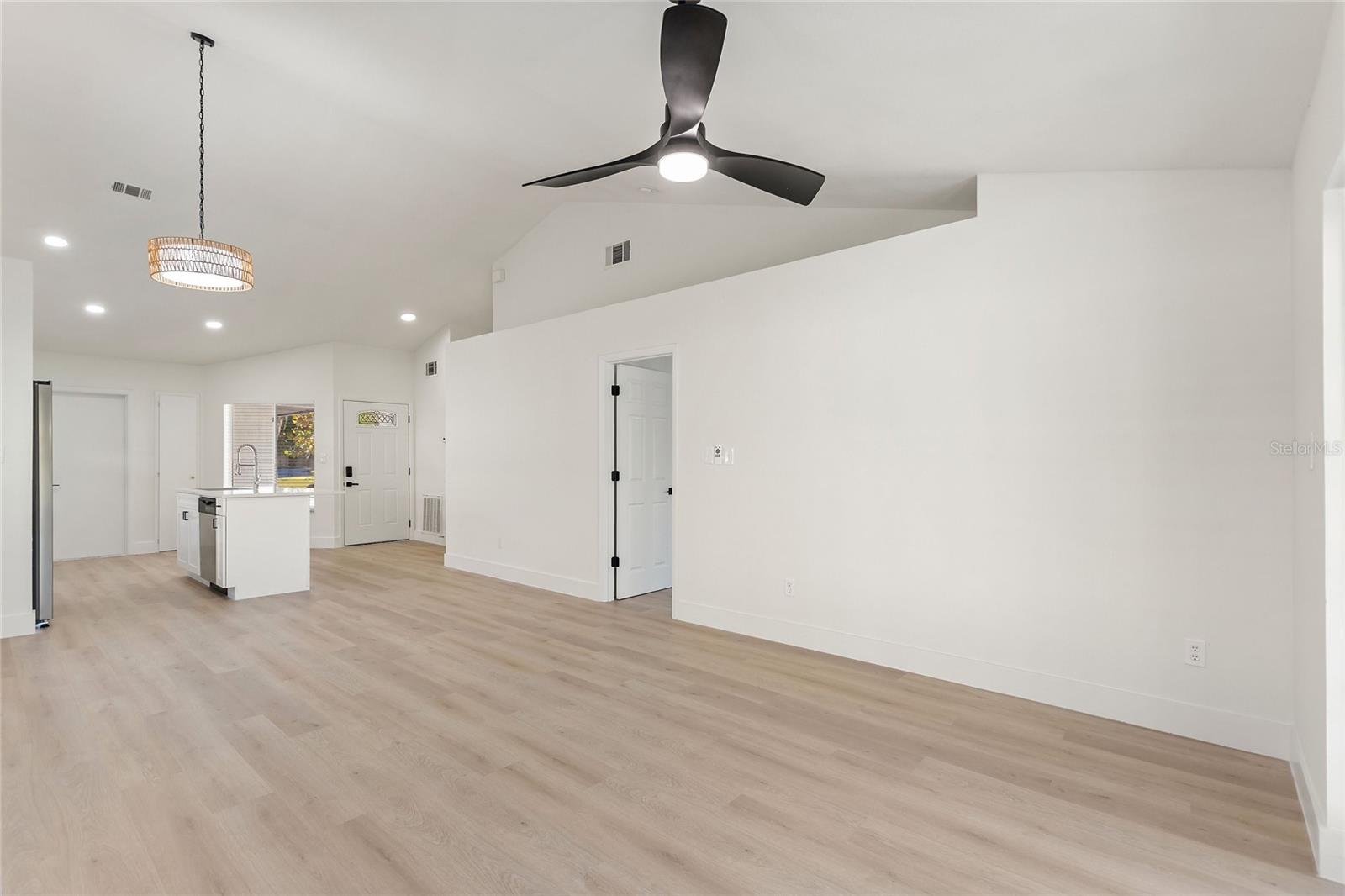 Image 18 of 39 For 3318 Westland Drive