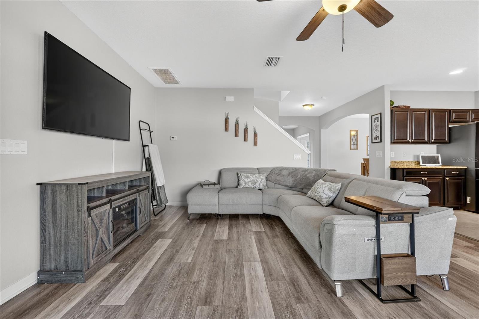 Image 16 of 73 For 11214 Carrick Stone Street