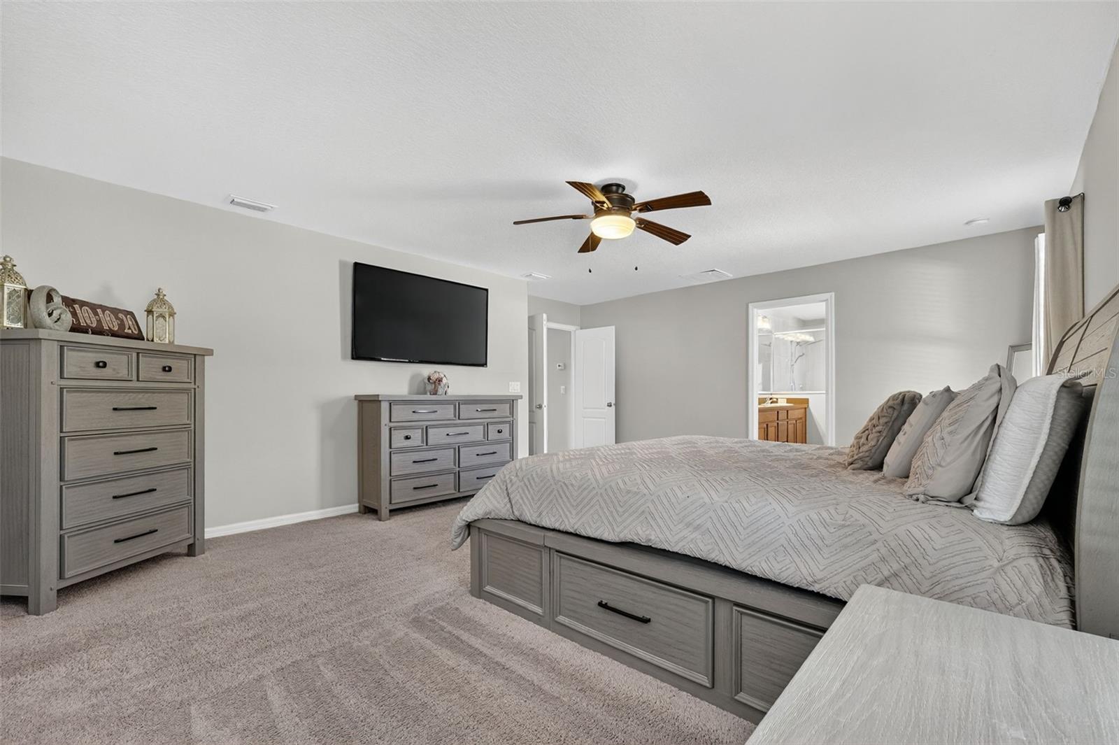 Image 38 of 73 For 11214 Carrick Stone Street