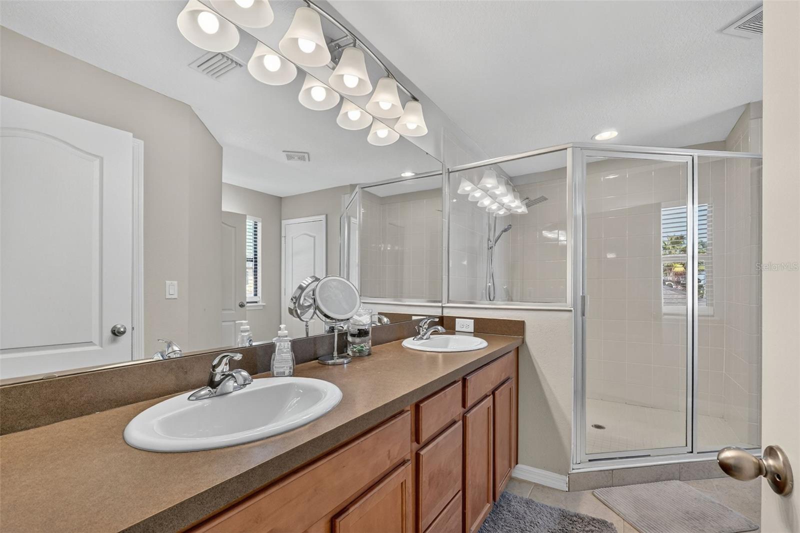 Image 41 of 73 For 11214 Carrick Stone Street