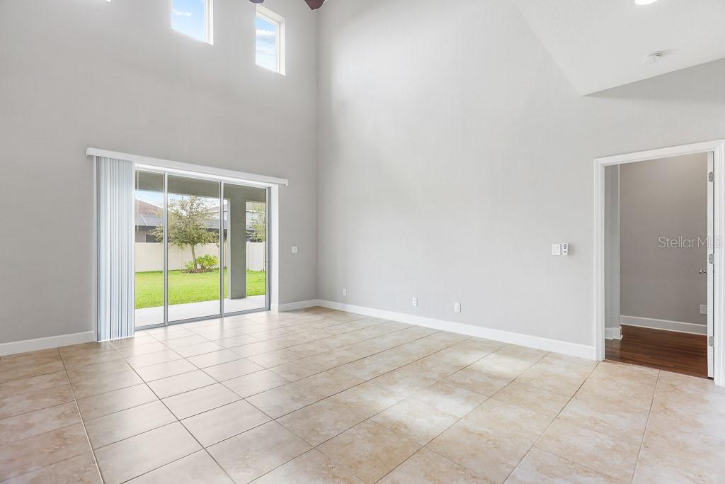 Image 18 of 52 For 17718 Bright Wheat Drive