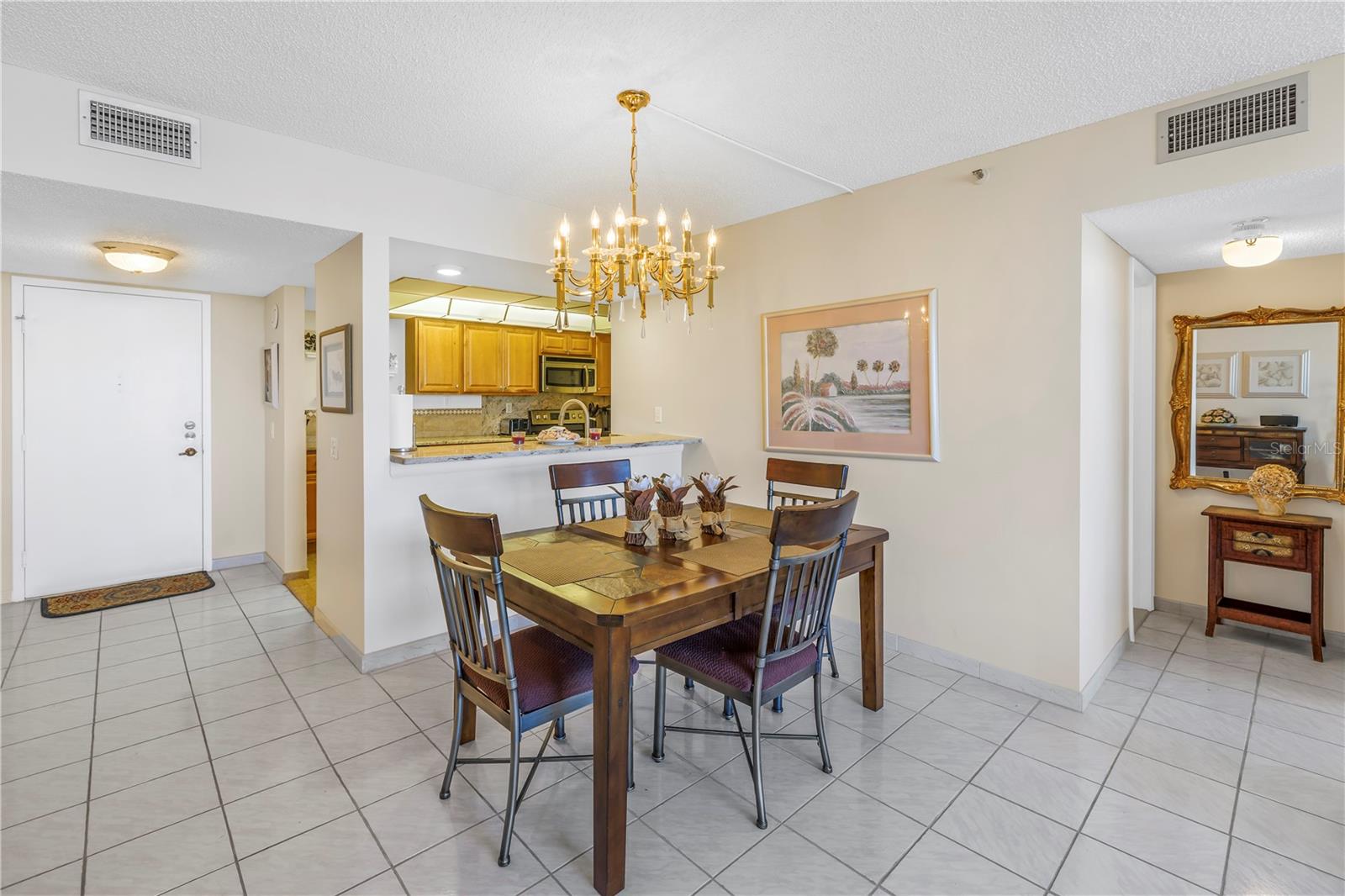 Image 12 of 38 For 6287 Bahia Del Mar Circle 603