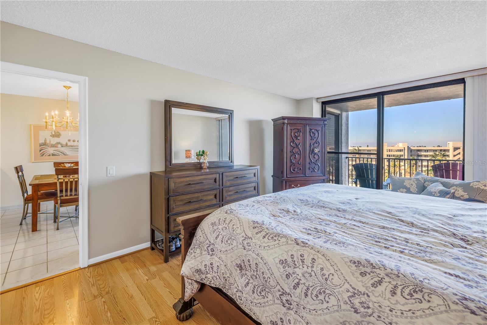 Image 17 of 38 For 6287 Bahia Del Mar Circle 603