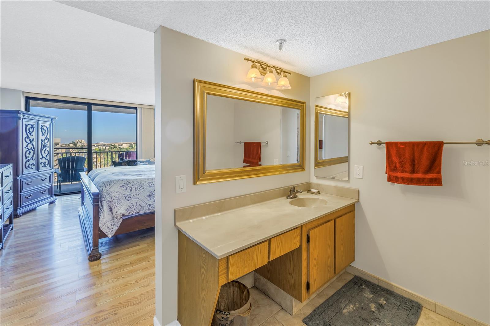 Image 21 of 38 For 6287 Bahia Del Mar Circle 603