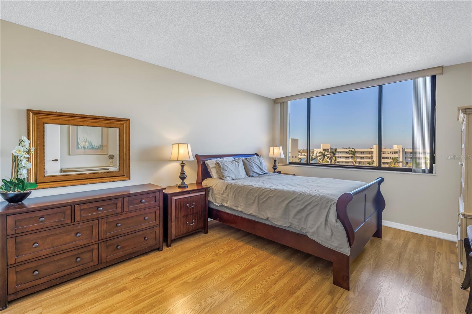 Image 23 of 38 For 6287 Bahia Del Mar Circle 603