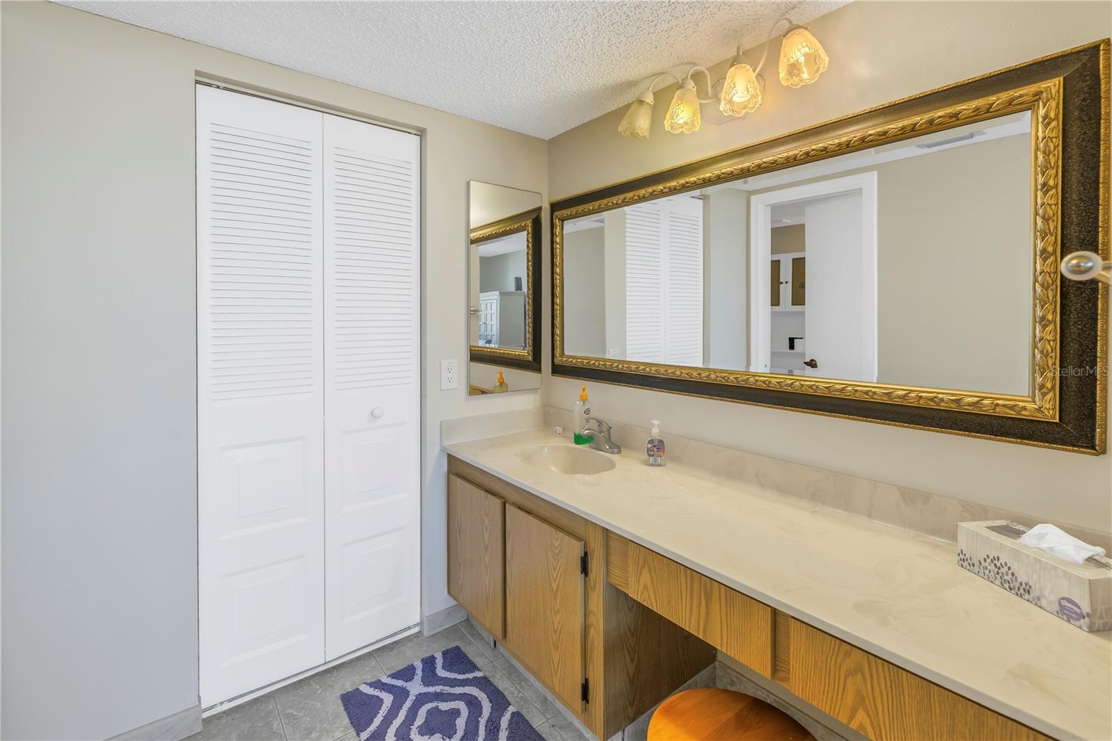 Image 25 of 38 For 6287 Bahia Del Mar Circle 603