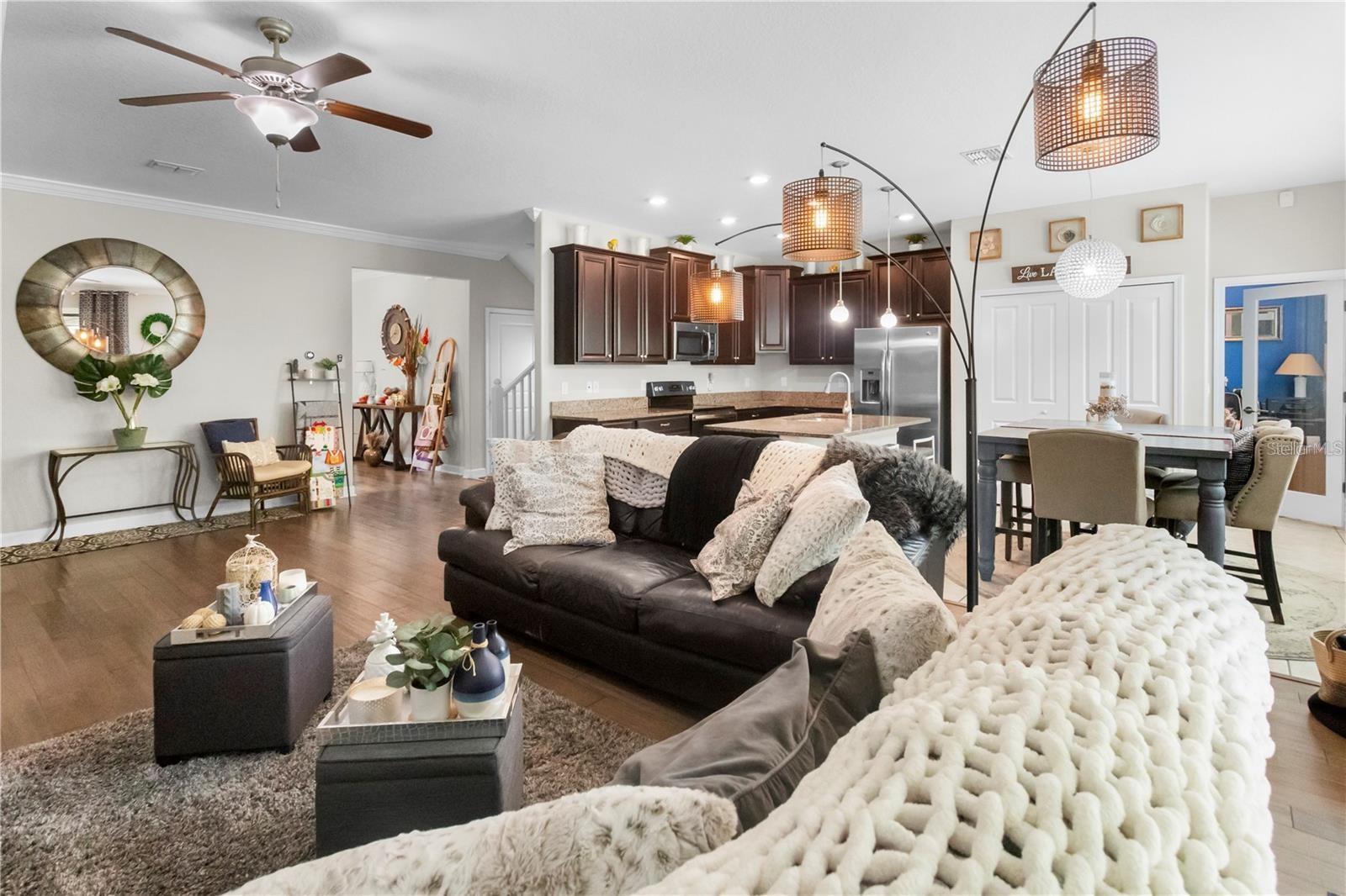 Image 17 of 59 For 4350 Shrewbury Place