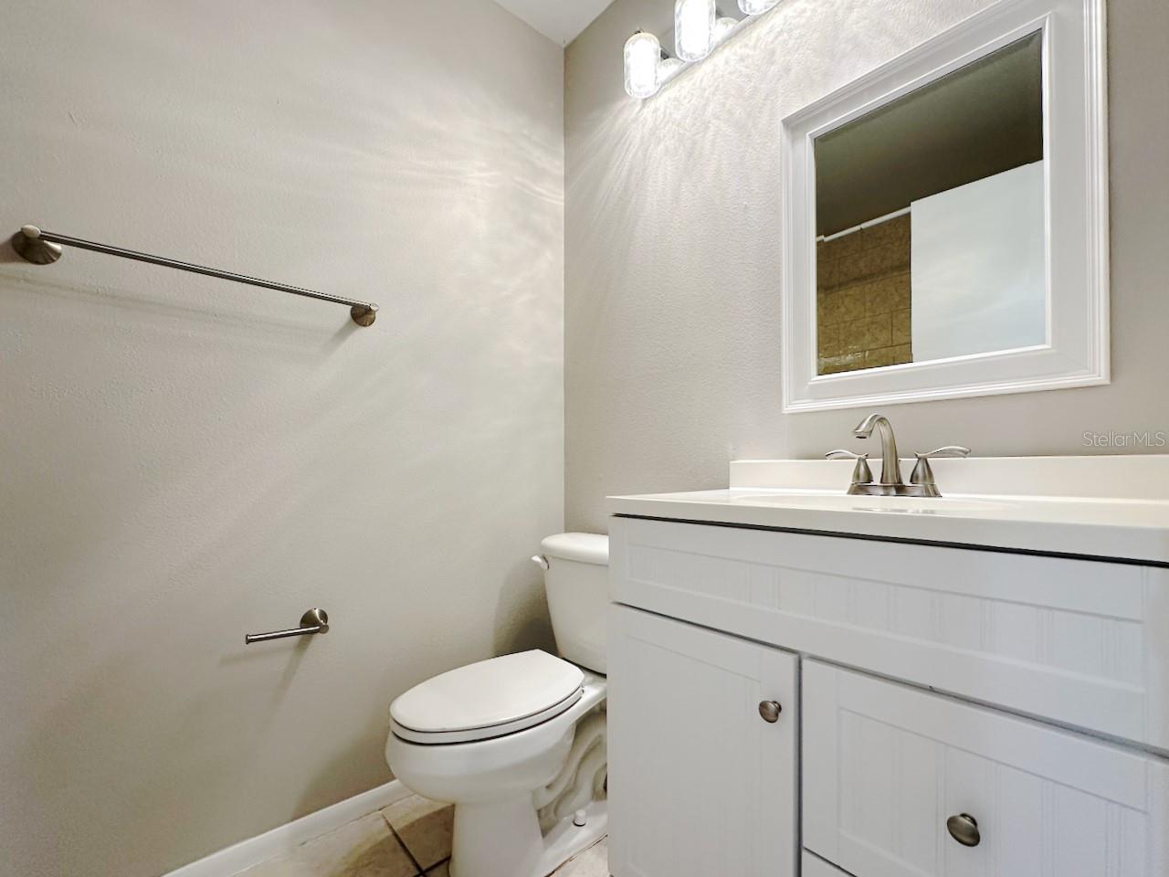 Image 10 of 18 For 7135 Parkside Villas Drive N