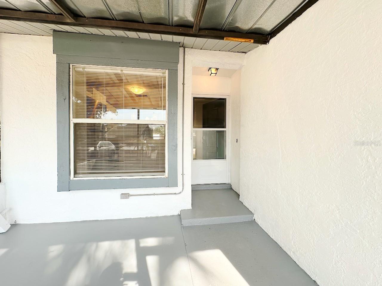 Image 17 of 18 For 7135 Parkside Villas Drive N