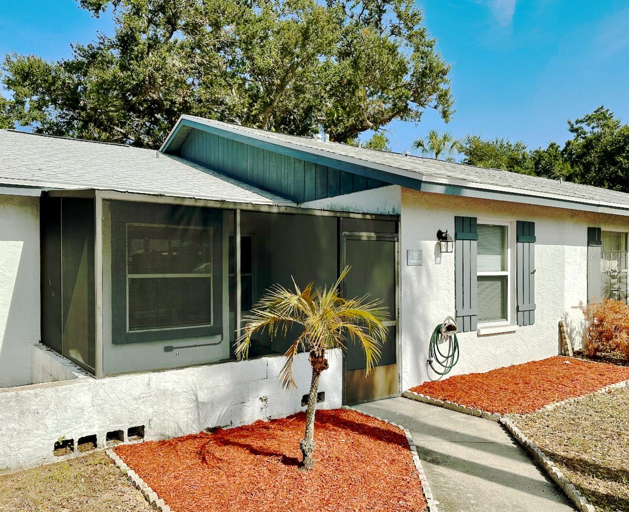 Image 2 of 18 For 7135 Parkside Villas Drive N