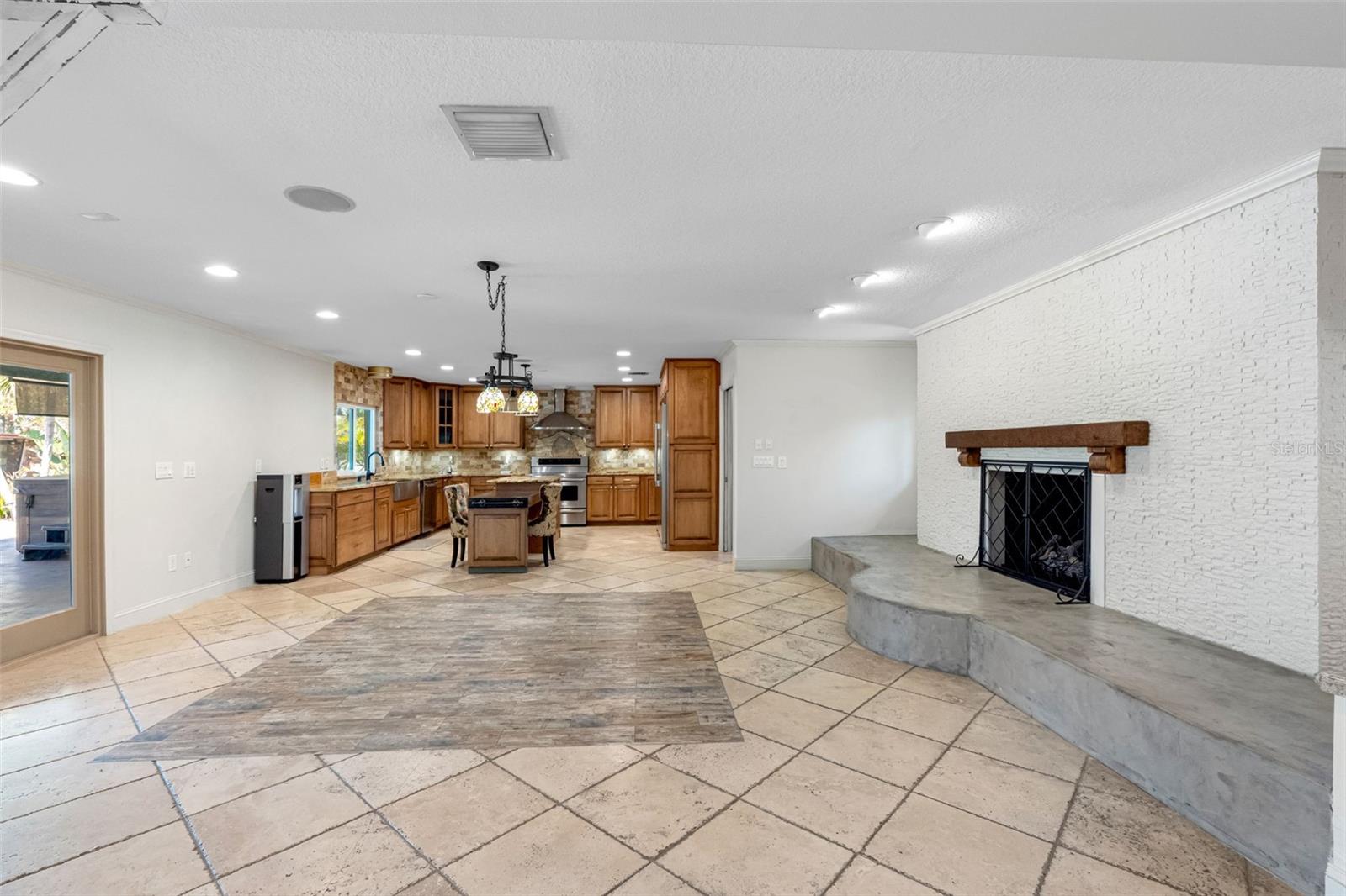 Image 10 of 87 For 4852 Troydale Road