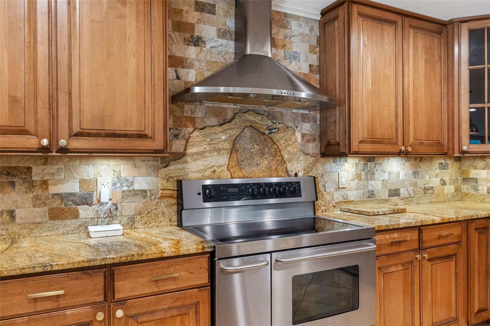 Image 20 of 87 For 4852 Troydale Road